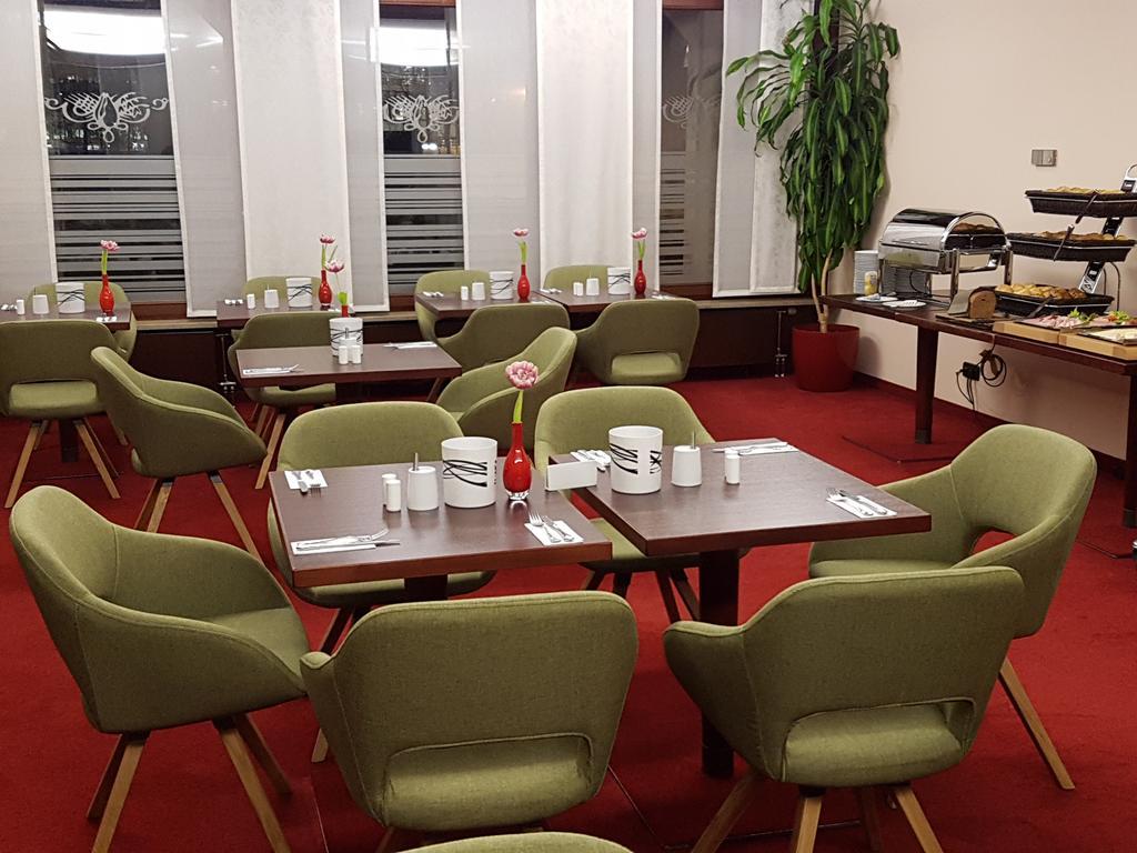 Hotel Drei Morgen Leinfelden-Echterdingen Zewnętrze zdjęcie