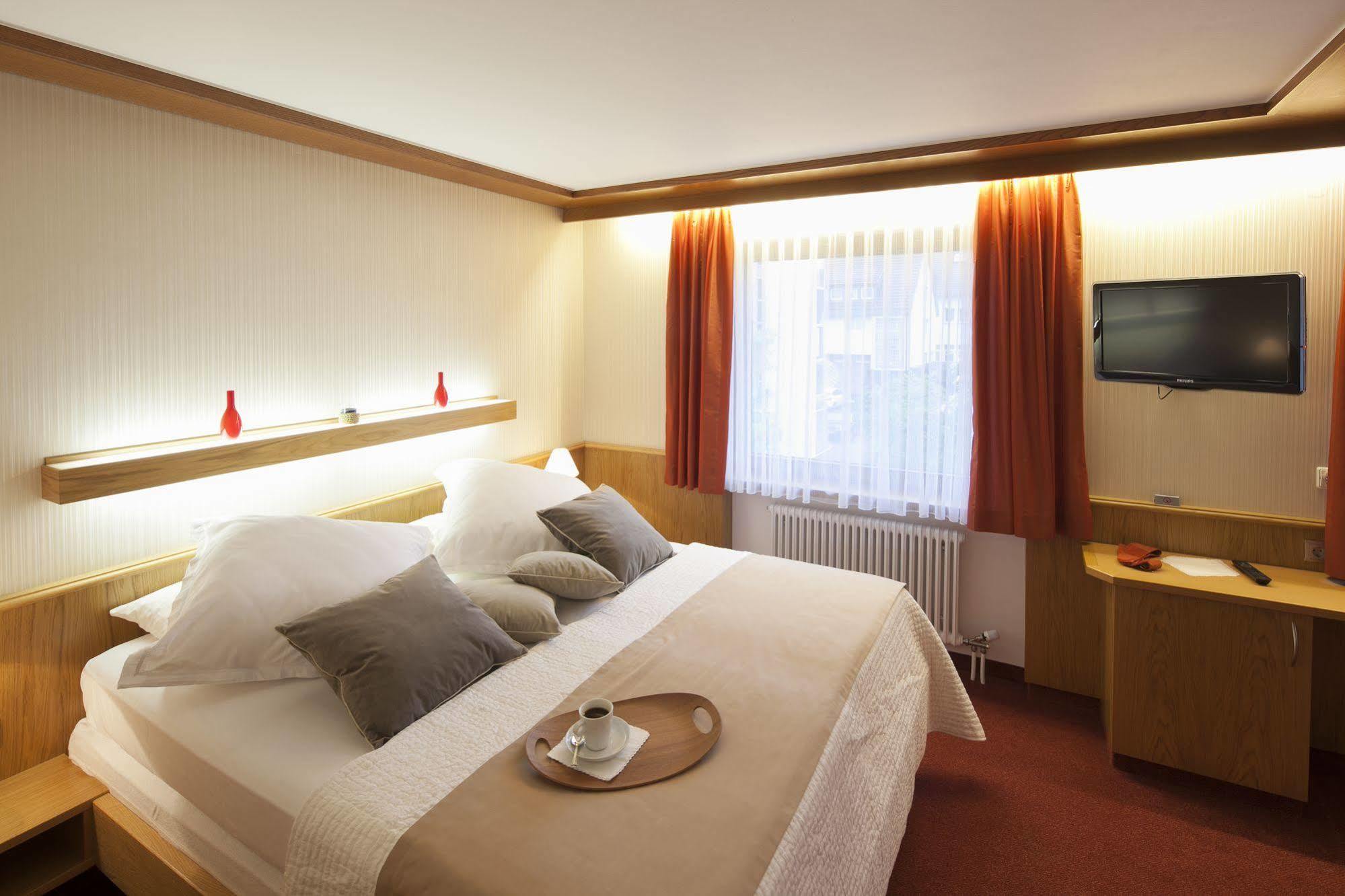 Hotel Drei Morgen Leinfelden-Echterdingen Zewnętrze zdjęcie