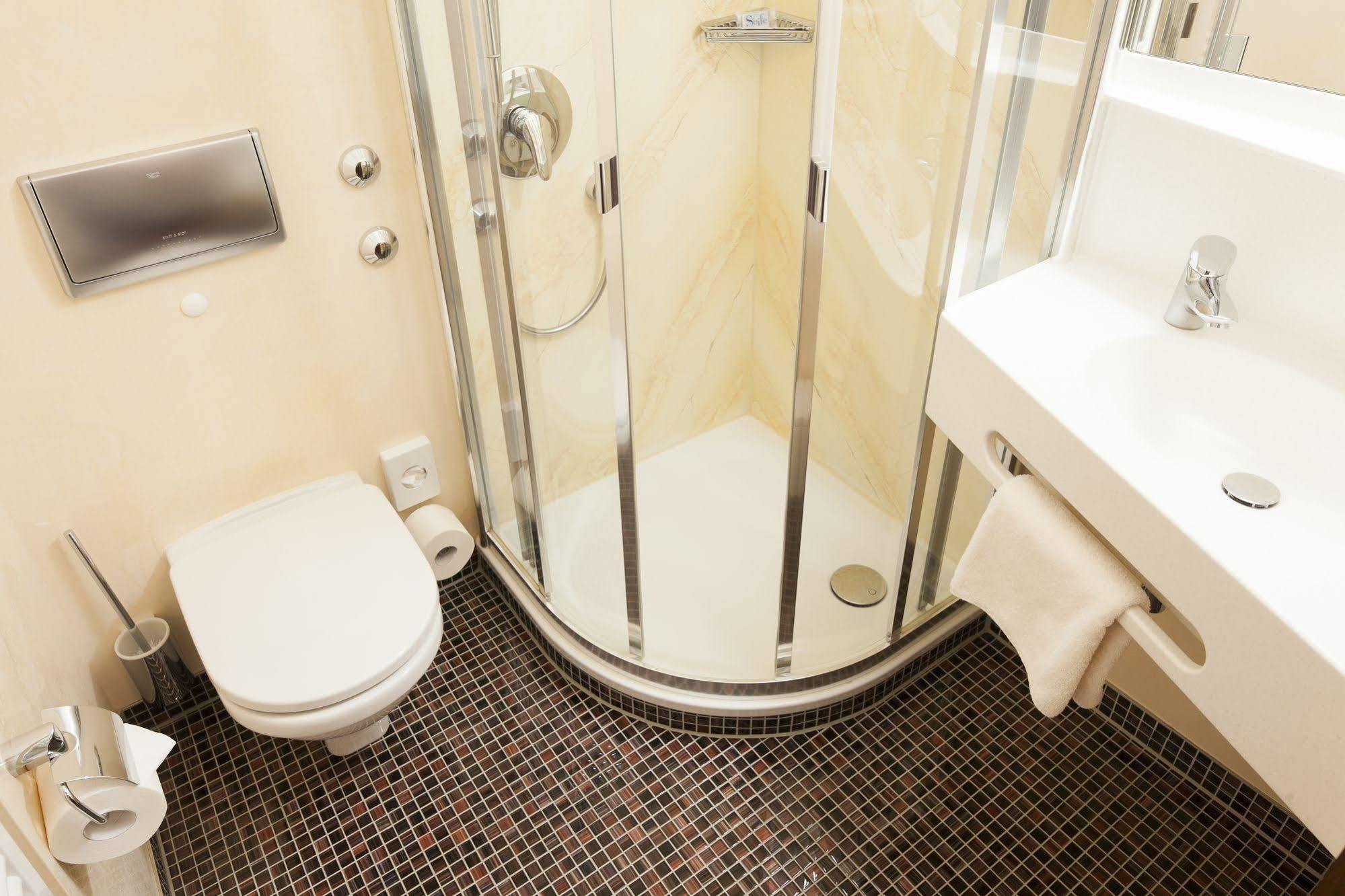 Hotel Drei Morgen Leinfelden-Echterdingen Zewnętrze zdjęcie